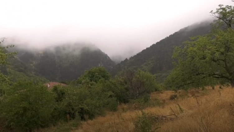 Втори ден издирват изгубени мъж и жена, тръгнали към връх Ботев