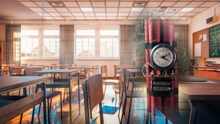 Терор: 10 училища получиха отново бомбени заплахи