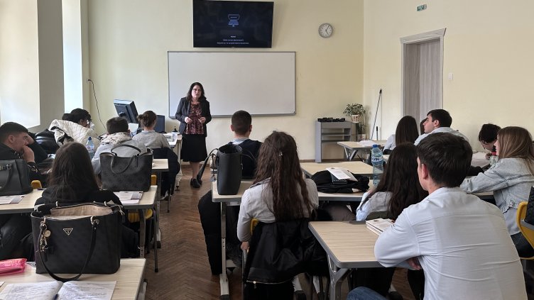 Съдия към варненски ученици: Незнанието на закона не е оправдание