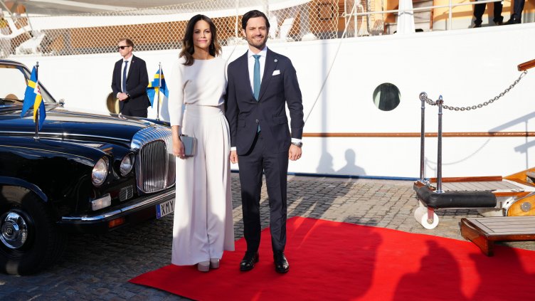 Момиченце проплака в шведския кралски двор