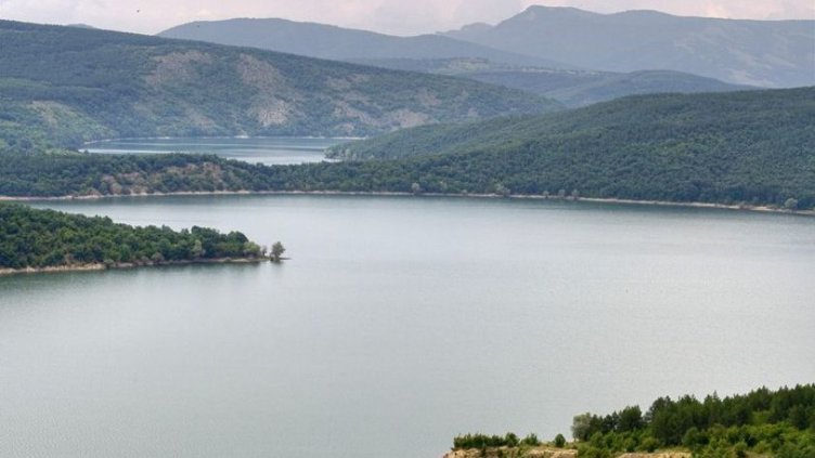 Археолози влизат в яз. Тича - търсят крепост на 7000 години 