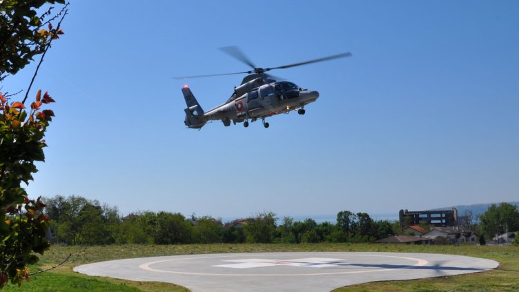 Спасяват с хеликоптер пациенти с инфаркт и инсулт (СНИМКИ)