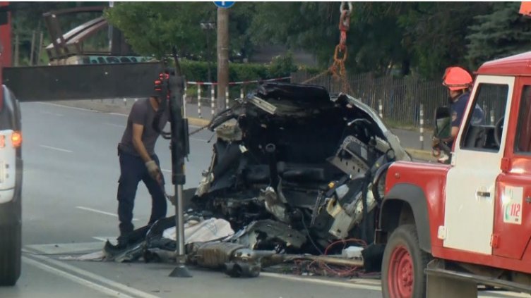 Тежка катастрофа с жертви в София, издирват виновника и спътницата му