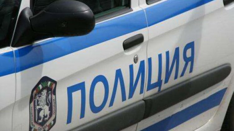 Мъж удари с юмрук лекар от спешното