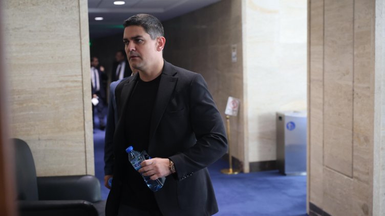 Съдът оправда Радостин Василев