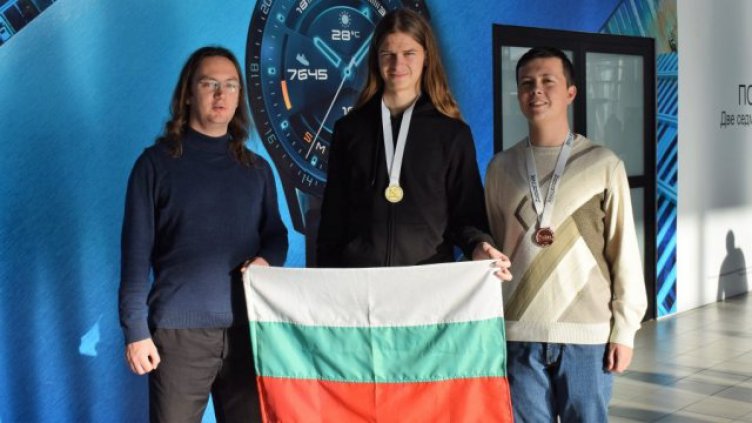 Злато и бронз за България от Международната олимпиада по експериментална физика