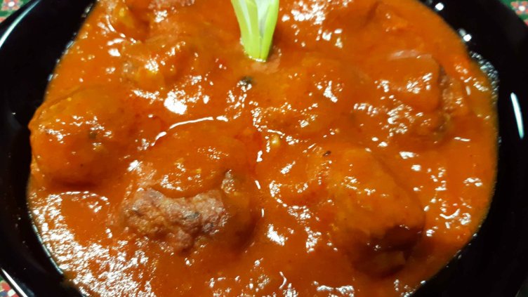 Рецепта на деня: Много вкусни кюфтенца с чуден доматен сос