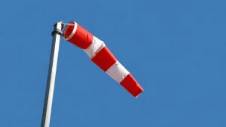 Жълт код в 15 области заради силен вятър