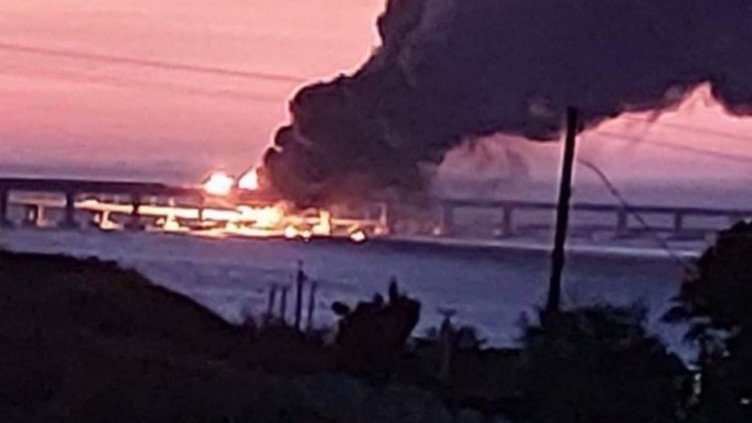 Гореща следа: Камионът, взривил Кримския мост, тръгнал от... България