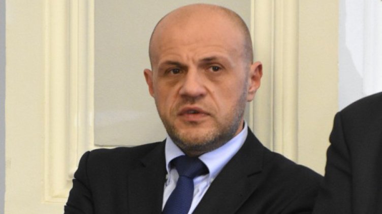 Дончев за еврозоната: Най-рано след 2-3 години!