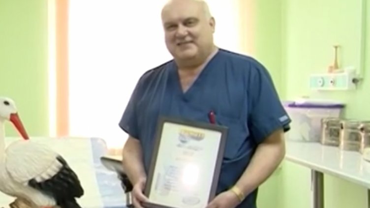 Наш лекар заслужи наградата „Бял щъркел“ в национална класация