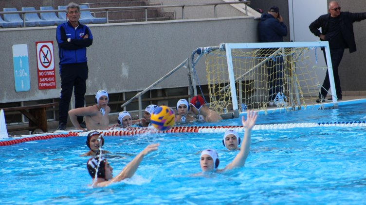 „Комодор” победи „Спартак” за ЧРД на Майката