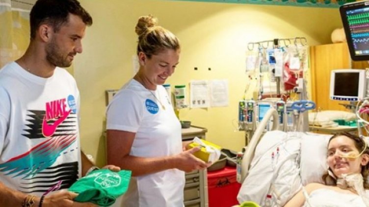 Гришо зарадва тежко болни деца в Синсинати с присъствието си