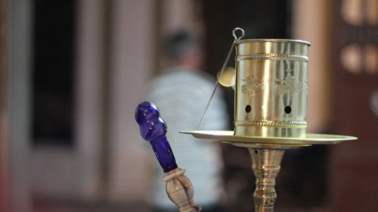 Планират забрана и за пушене на наргиле на открито