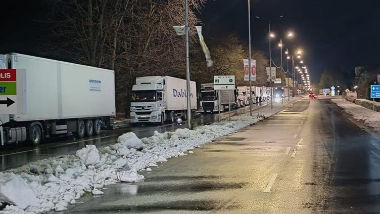 Пътят Варна - Добрич е проходим за коли и камиони