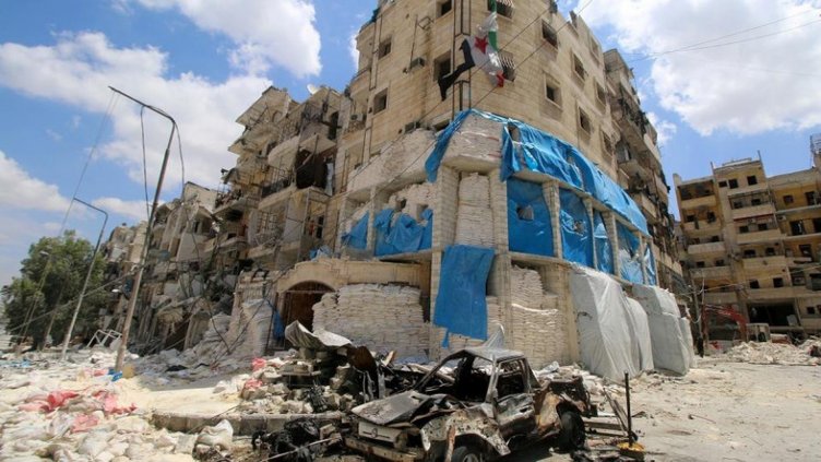 Бомбардираха най-голямата болница в сирийския град Алепо