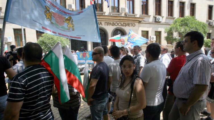 Надзиратели в затворите искат мораториум върху съкращенията