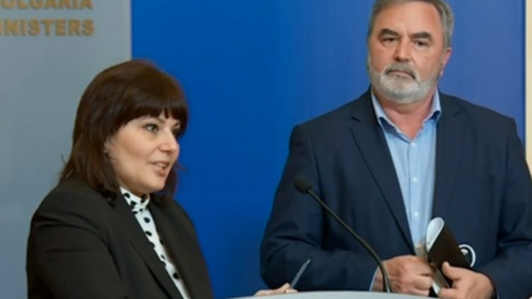 Ако ковидът ни захапе – без КПП-та, бизнесът ще работи... Обещано!