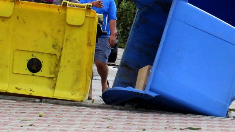 Столична община: Прибирайте саксиите, прането...