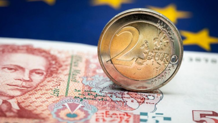 Баничар първи обяви цени в евро