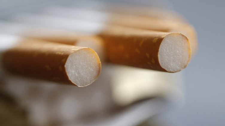 КЗП ще следи дали продават цигари на деца