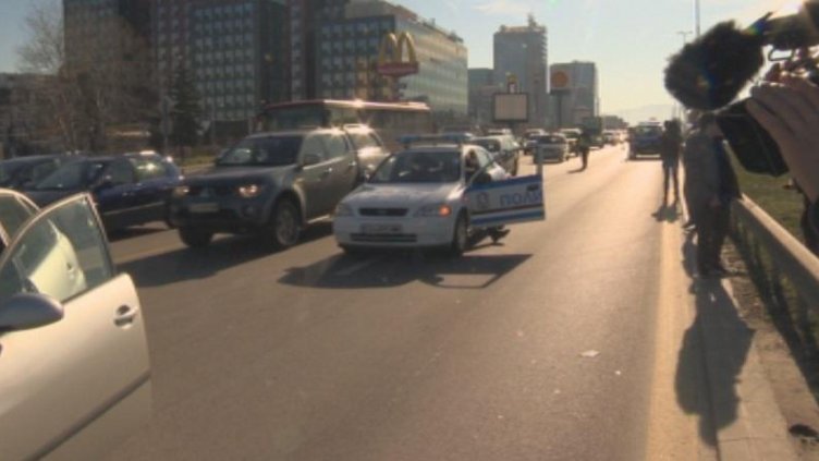 Тежка верижна катастрофа блокира бул. „Цариградско шосе” в София