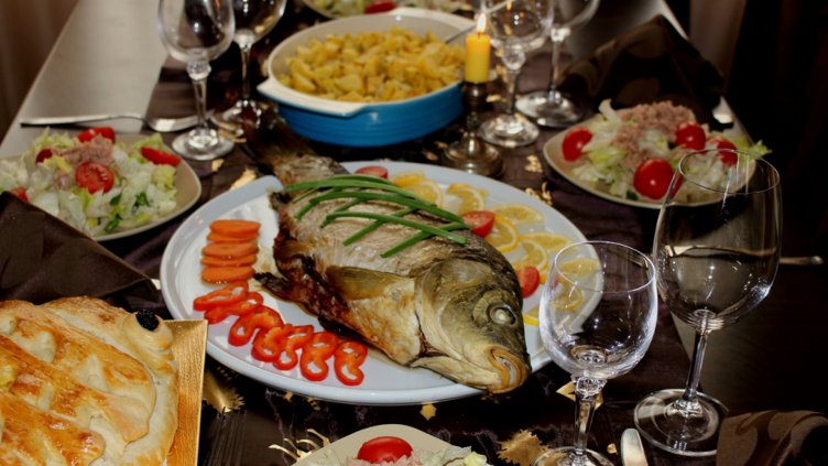 Трапезата и обичаите на Никулден