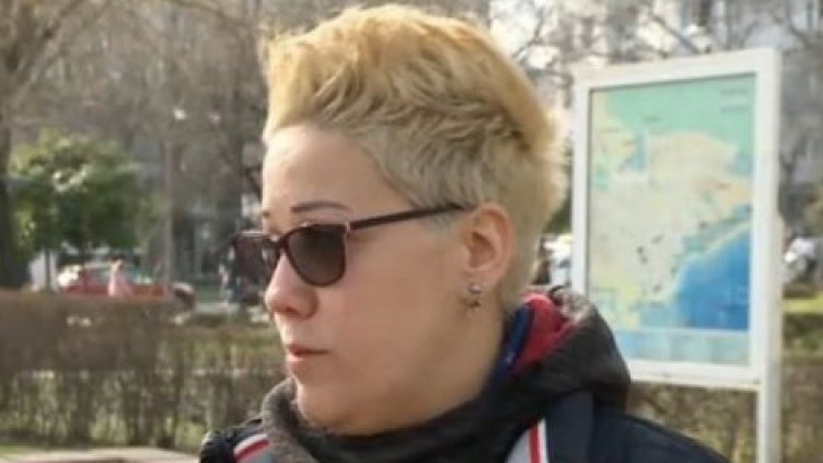 Таксиметрова шофьорка спаси инвалид от улицата във Варна