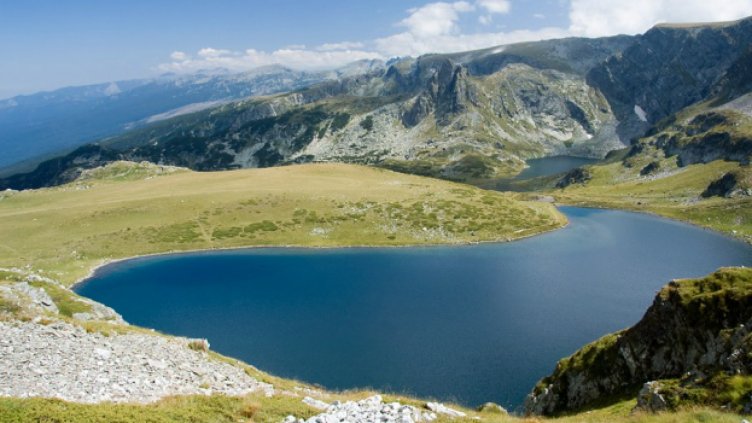 Еколози и доброволци почистиха природен парк "Рила"