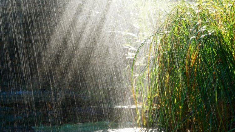 Валежите спират, слънцето се завръща на хоризонта