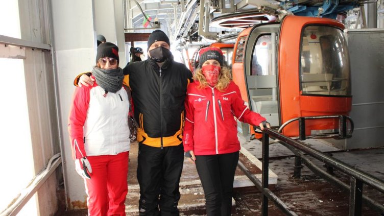 Вицепремиерът Марияна Николова в Боровец: Повишена е заетостта в зимните курорти
