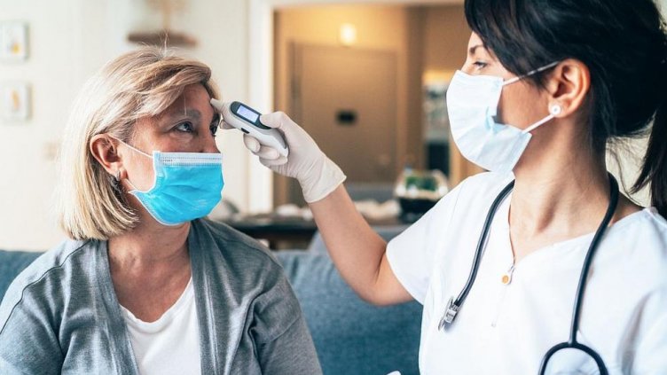 Минимум 3 месеца трябва да се следят преболедувалите COVID-19