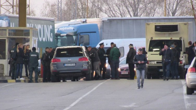 Спецпрокуратурата поиска задържане под стража за граничарите от „Дунав мост"