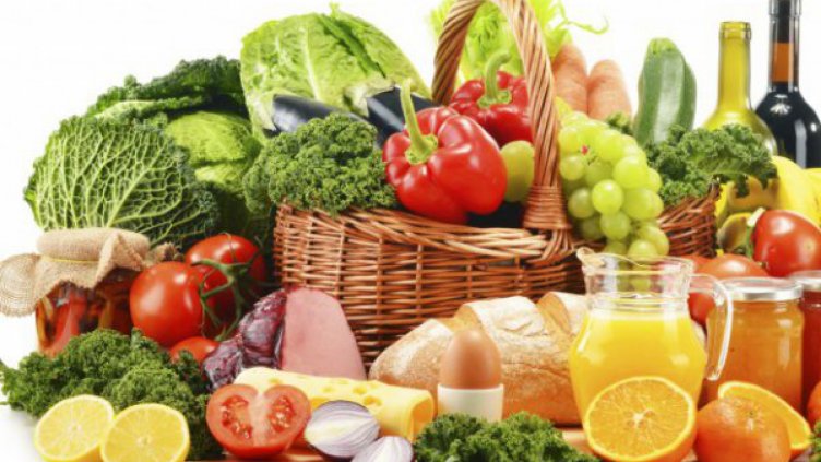 Агенцията за бежанците изхвърля тонове развалена храна