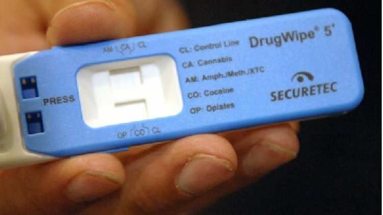 Хванаха 19-годишен дрогиран зад волана