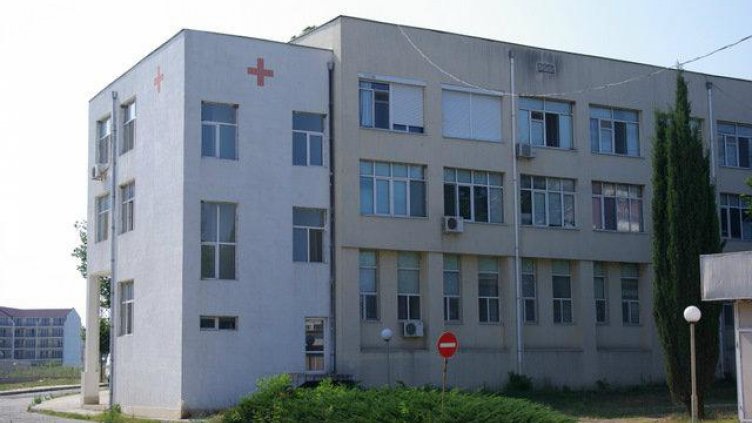 Болницата в Поморие затвори