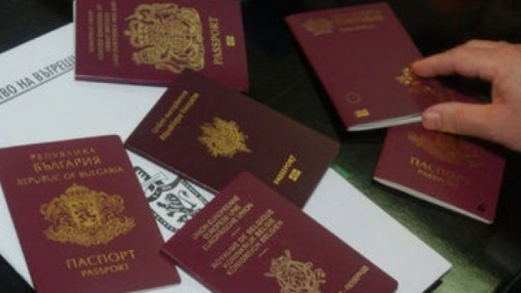 Близо 200 души дневно кандидатстват за удостоверения за български произход