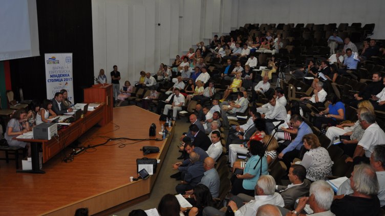 Четирима са новите почетни граждани на Варна