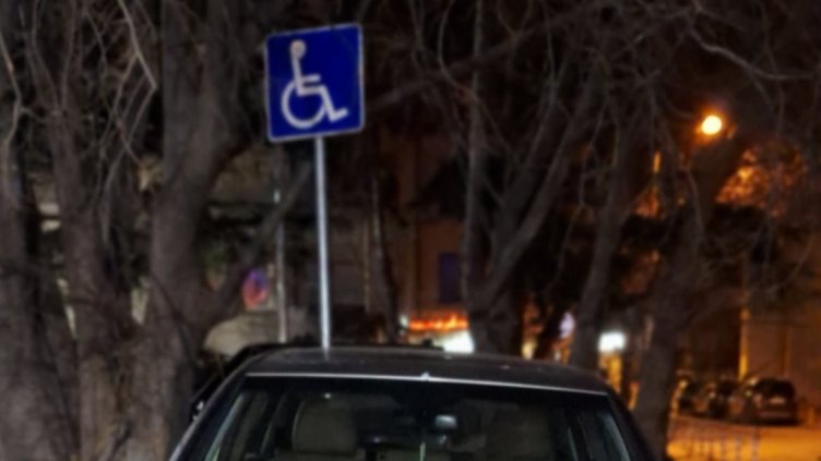 Важат ли паркоместата за инвалиди във Варна след 23 часа?