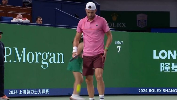 Григор падна до най-ниското си ниво от 2023 г. насам