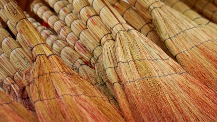 Чистачките от летище "София" били заплашвани по телефона