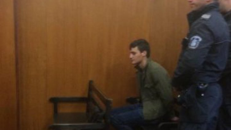Афганистанецът Бахир: Не съм горил знамето ви, исках да го запазя  