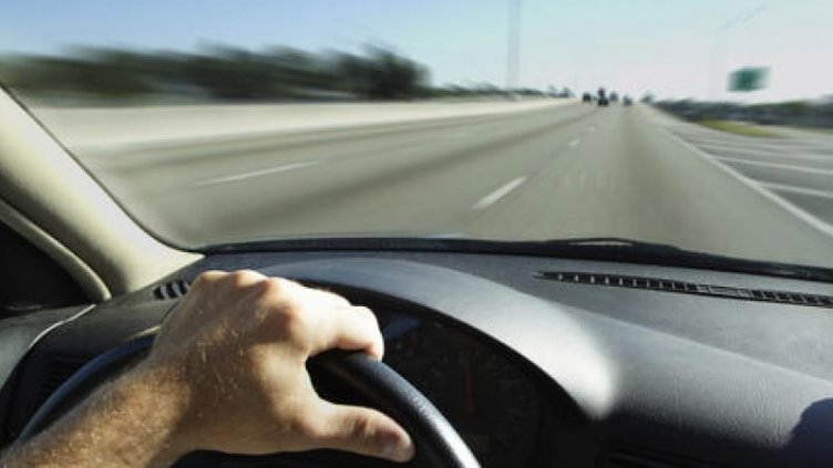 Всеки втори шофира с превишена скорост в населените места