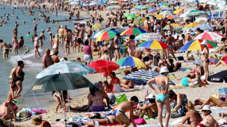 Плановете на Борисов: Тютюн за Китай, евтини визи за Русия