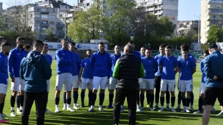 "Моряците" излизат без двама основни играчи срещу ЦСКА