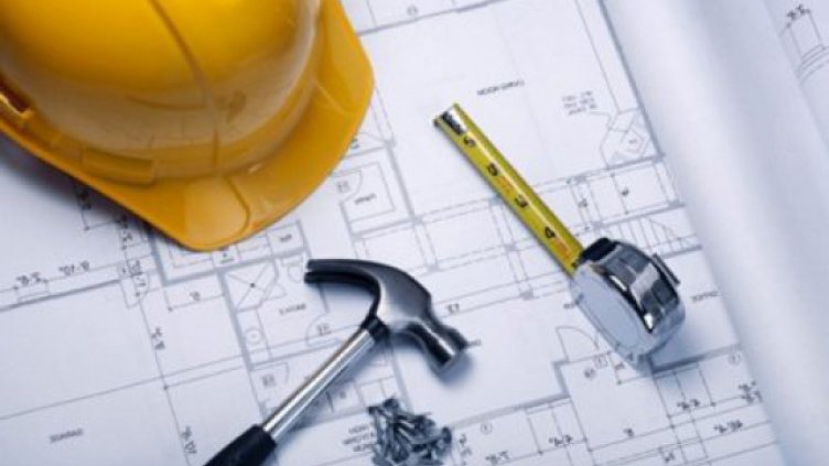 Със 78 000 са намалели учениците в професионалните паралелки