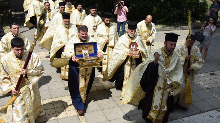 снимки: Пламен Гутинов