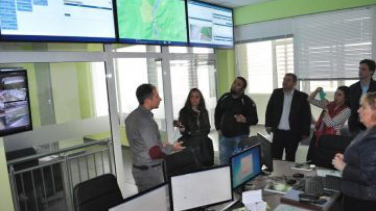 22 станции следят за наводнения в Бургас