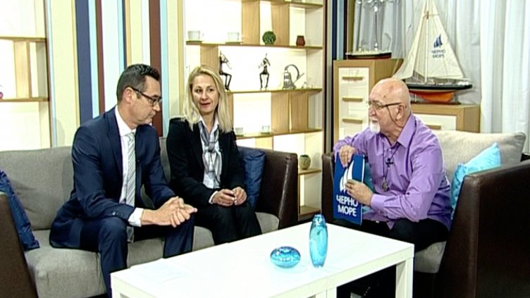 "Щрихи от утрото" (15.12.2016) - Минути за култура-Ерик Перотел