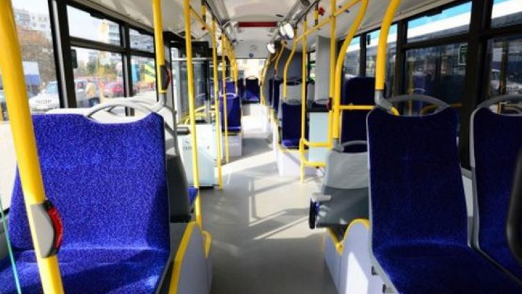 Денонощен телефон приема сигнали за градския транспорт